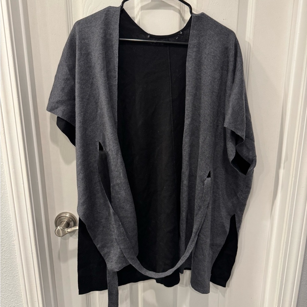 Ann Taylor Loft Reversible Poncho - Picture 2 of 6